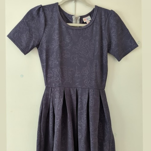 LulaRoe Amelia Dress - Picture 1 of 1
